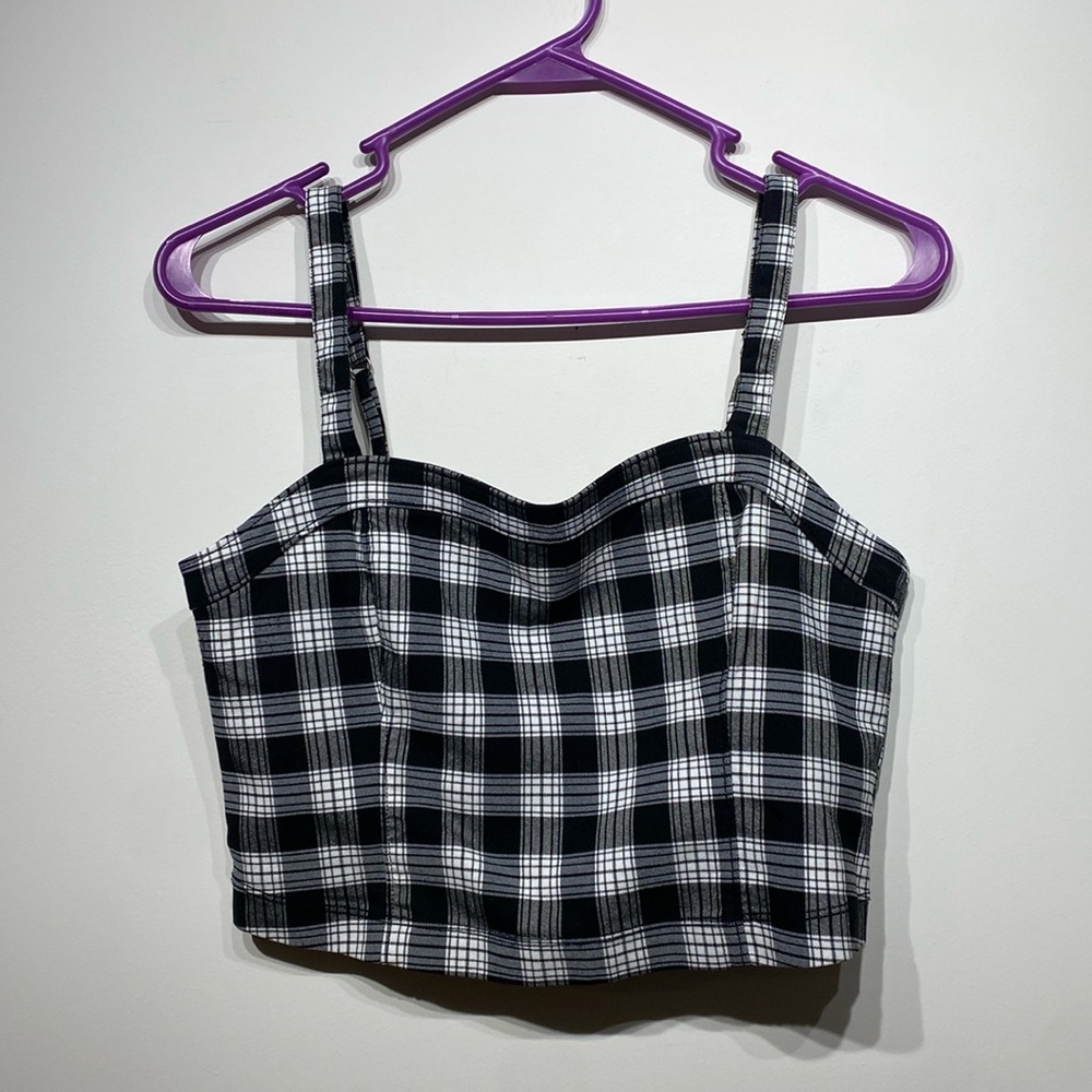 Hollister crop top